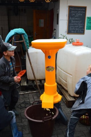 Vom Apfel zum Saft 2014