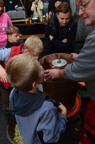 Vom Apfel zum Saft 2014